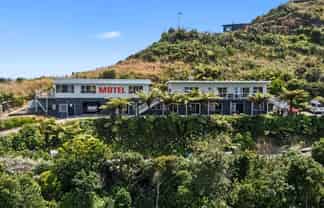 53 North Street, Mokau