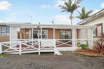 2/37 Hillside Road, Papatoetoe