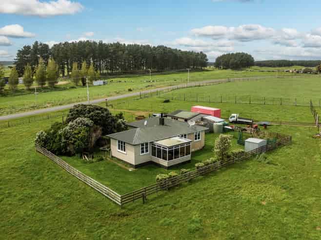 293 Beamish Road, Bulls