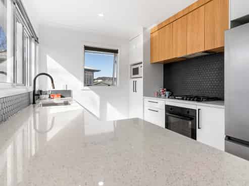 20B Adams Road, Manurewa