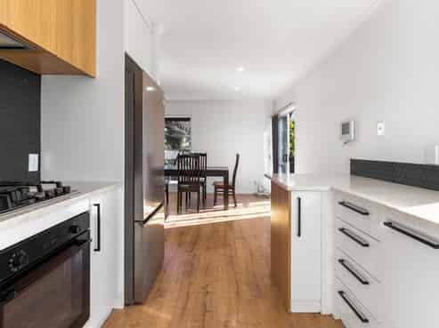 20B Adams Road, Manurewa