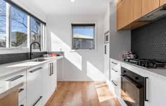 20B Adams Road, Manurewa