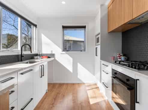 20B Adams Road, Manurewa