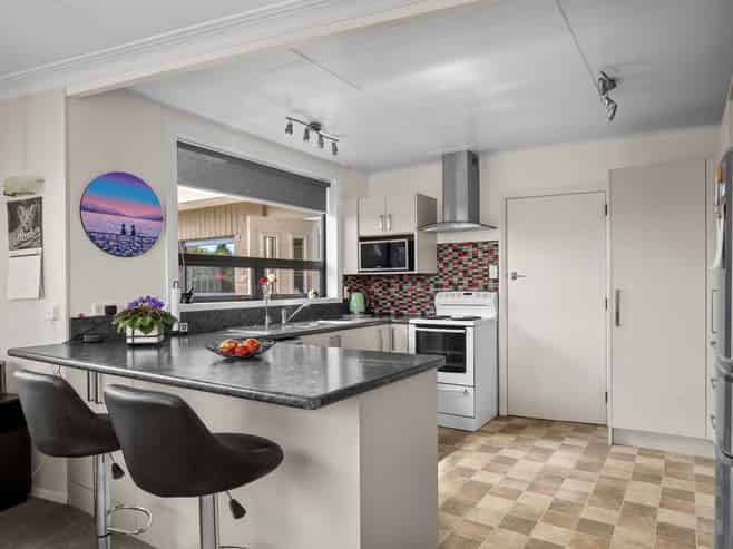 8 Killarney Street, Alexandra