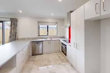 B/183 London Street, Springvale