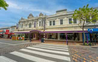 High Yielding Retail Investment 