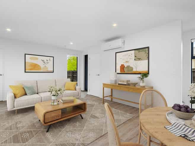 2/30 McLean Street, Linwood