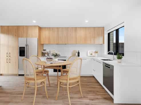 2/30 McLean Street, Linwood