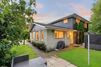 14B Cashmere Road, Cashmere