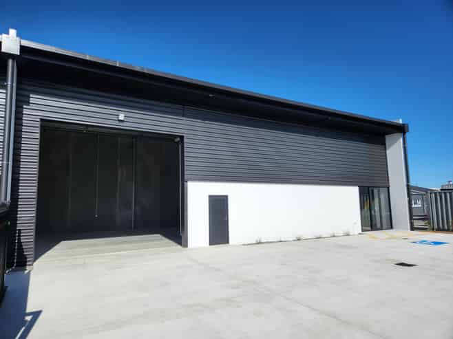 Brand New High Stud Industrial Units