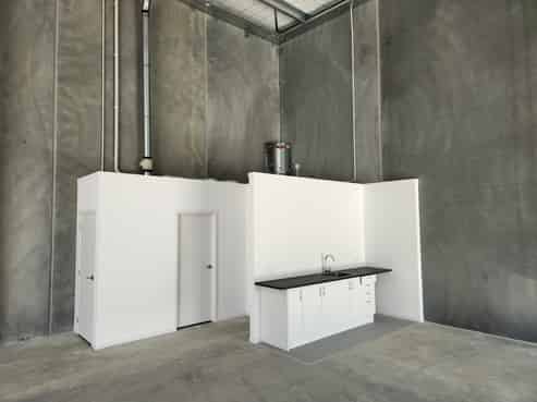 Brand New High Stud Industrial Units