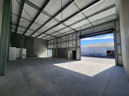 Brand New High Stud Industrial Units