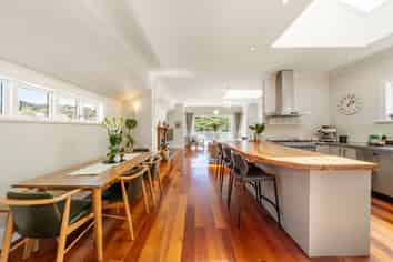 40 Mckinley Crescent, Brooklyn