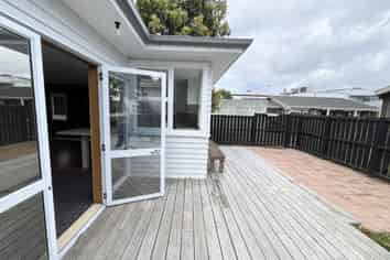 33 Cook Street, Hamilton East