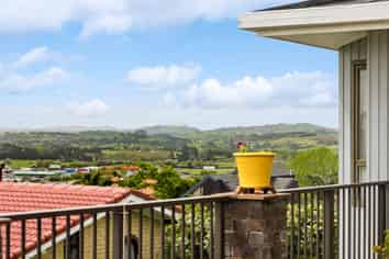 12 Dunolly Place, Pukekohe