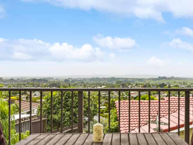 12 Dunolly Place, Pukekohe