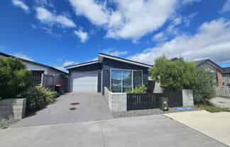 2 Pense Place, Papamoa