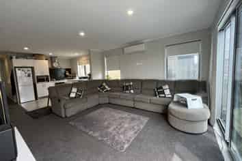 2 Pense Place, Papamoa