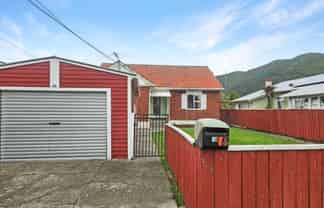 52 Bell Road, Waiwhetu