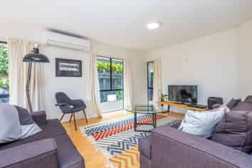 8/24 West End Road, Herne Bay