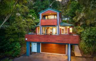72 Wood Bay Road, Titirangi