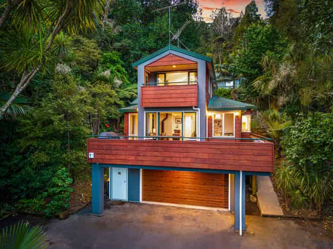72 Wood Bay Road, Titirangi