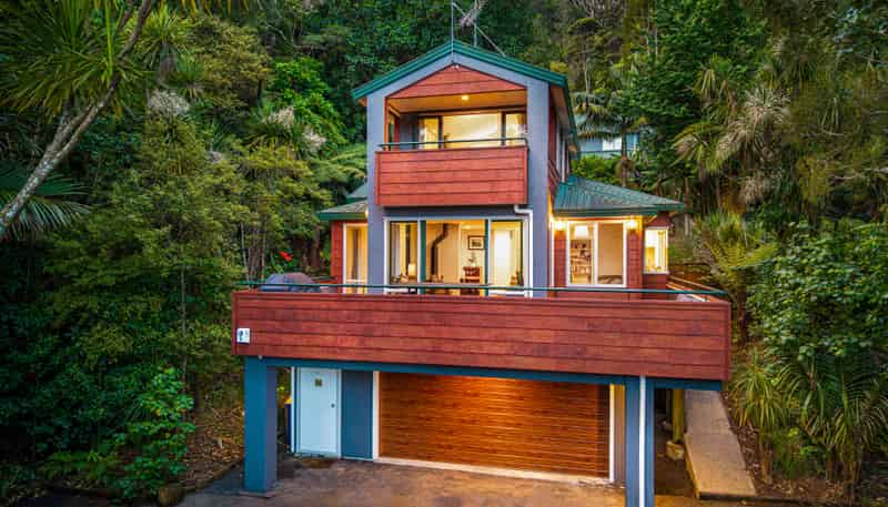 72 Wood Bay Road, Titirangi