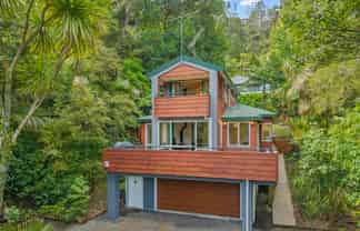 72 Wood Bay Road, Titirangi