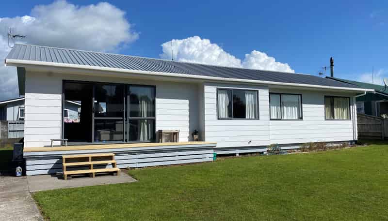 12 Uenuku Place, Waitara