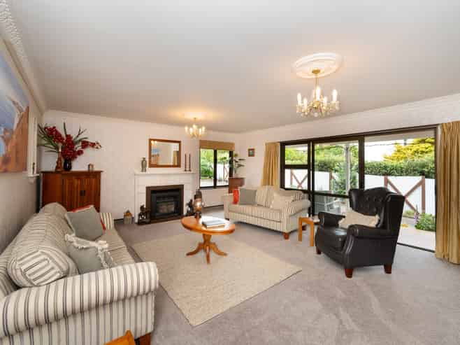 32 Durham Drive, Havelock North