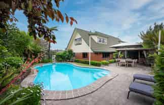 32 Durham Drive, Havelock North