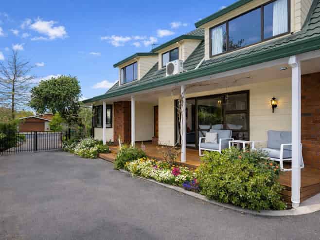 32 Durham Drive, Havelock North