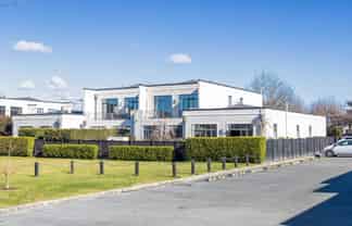 58 Country Club Terrace, Northwood