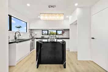 6A Pikitea Road, Mangere Bridge