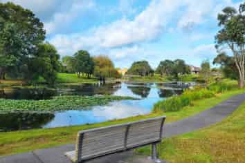 44 Kath Hopper Drive, Orewa