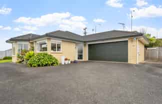 44 Kath Hopper Drive, Orewa