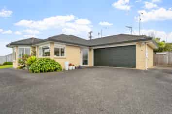 44 Kath Hopper Drive, Orewa