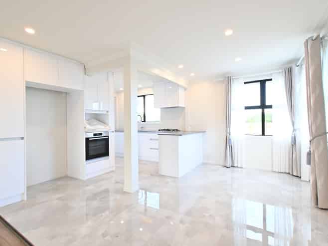 2 Fisher Crescent , Otara