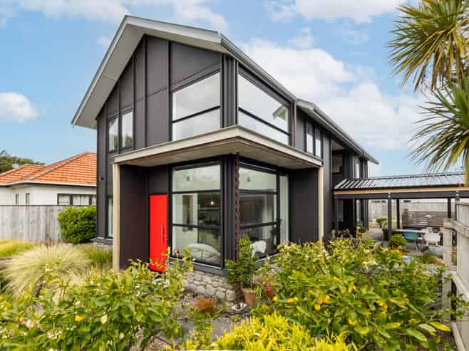 79B Golf Road, Paraparaumu Beach