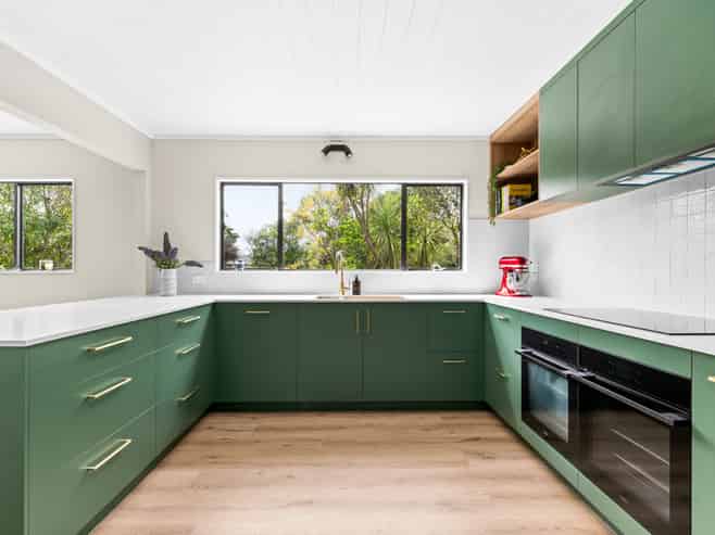 33 Reeve Drive, Havelock North