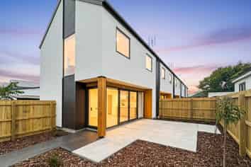 4/22 Frederick Street, Waltham