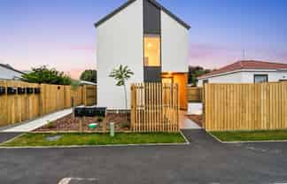 4/22 Frederick Street, Waltham