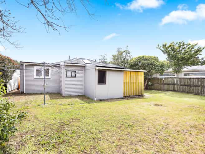 71 Renfrew Avenue, Sandringham