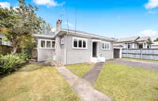 71 Renfrew Avenue, Sandringham