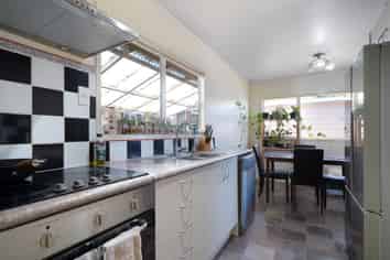 42A Farwood Drive, Henderson