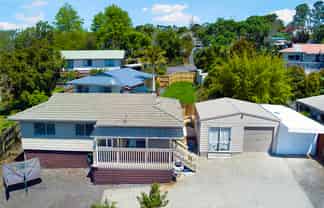 42A Farwood Drive, Henderson