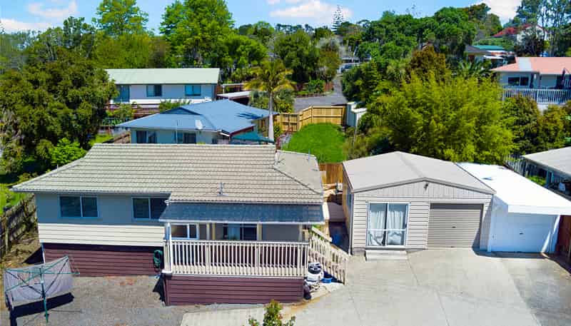 42A Farwood Drive, Henderson