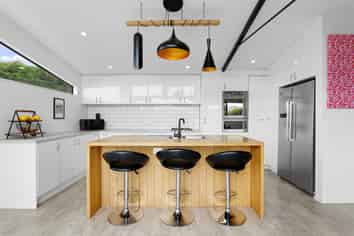 56 Marine Drive, Diamond Harbour