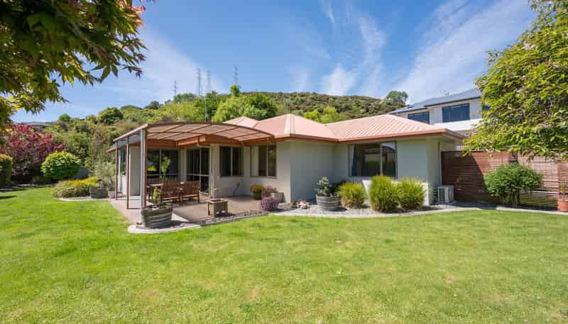 8 Aspen Place, Stoke