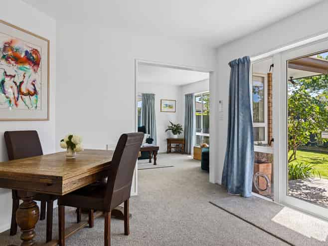 42A Grimseys Road, REDWOOD